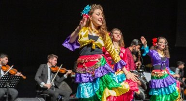 Bursa'da 'Çalgıcı Mektebi'nden muhteşem konser
