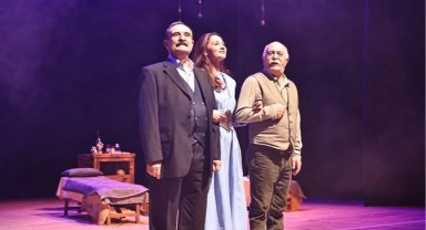 Denizli'de Nazım Hikmet tiyatro sahnesinde hayat buldu
