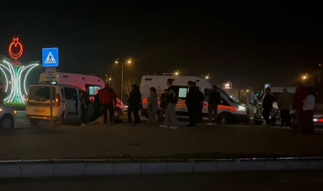 Düzce'de trafik kazası: Yaralanan kadının çocuğuna polis sahip çıktı