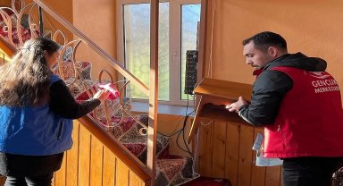 Gönüllü gençlerden alkışlanacak hareket!