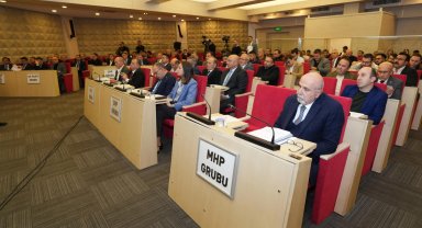 Manisa Büyükşehir Meclisi 'denetim' üyelerini seçti