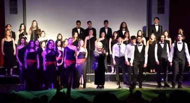Manisa'nın 'Çok Sesli Korosu'ndan muhteşem konser