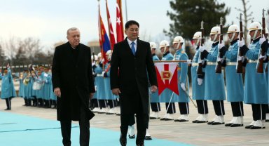 Moğolistan Cumhurbaşkanı Ankara'da