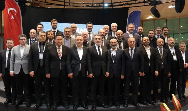 MÜSİAD Bursa Şubesi'nde Başkan Şenocak güven tazeledi