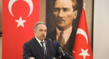 Mustafa Yalçın'dan gazetecilere kutlama mesajı