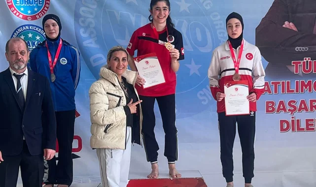 Sakaryalı kick boksçular 4 madalyayla damga vurdu