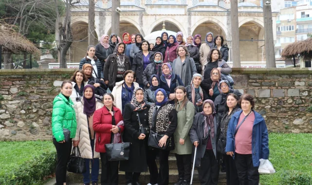 Saruhanlılı kadınlar Manisa'yı adım adım gezdi