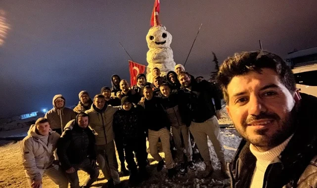 Trakya'nın en büyük kardan adamını yaptılar