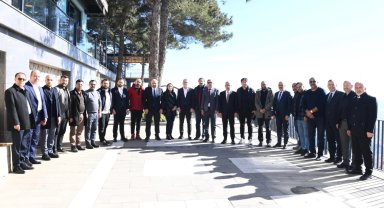 UGİYAD üyeleri AK Parti kurmayları ile buluştu