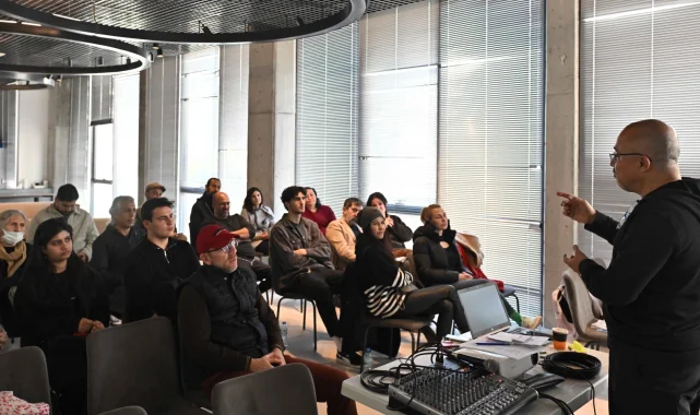 Antalya Muratpaşa'da podcast atölyesi