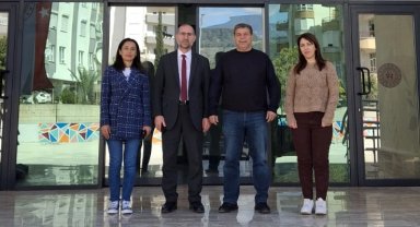 Antalya'da Kumluca İlçe Müftüsü'nden Spor Müdürlüğü'ne ziyaret!