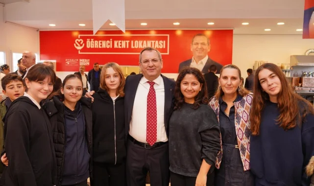 Ayvalık'ta ikinci "Öğrenci Lokantası" hizmete girdi