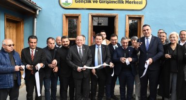 Bursa Osmangazi'den genç girişimcilere hediye