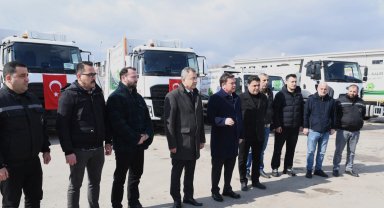 Bursa Osmangazi'nin temizlik filosuna 17 araç eklendi