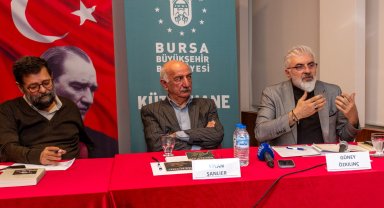 Bursa'da Nâzım'ı yazma serüvenlerini anlattılar