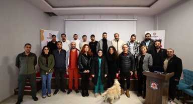Denizli Büyükşehir'den ev hayvanı satışı yapanlara eğitim