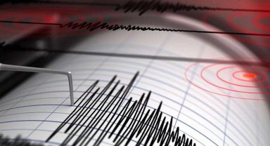 Deprem! Kandilli Akdeniz'de AFAD ise depremi Ege'de ölçtü!