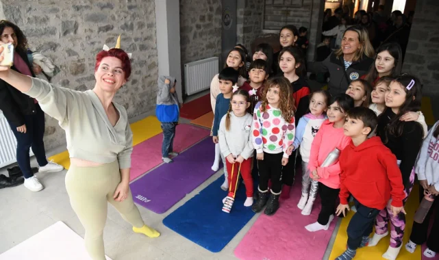 Edirne Keşan'da 200'den fazla çocuk eğlenerek öğrendi