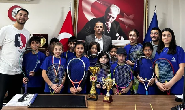 İstanbul Bakırköy'de sporcular başarıya koşuyor