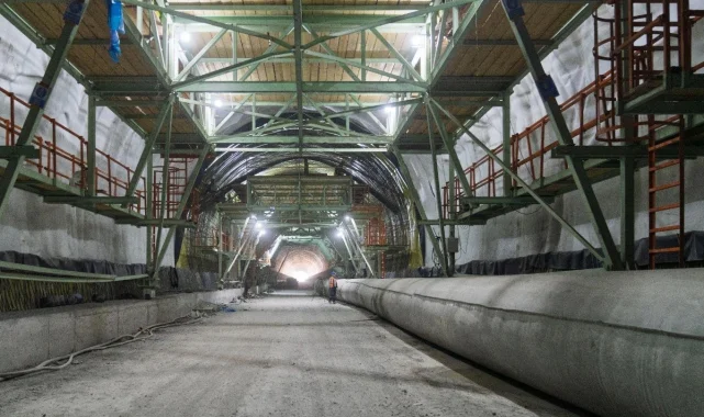İzmir'deki o tünelde ışığa 210 metre kaldı