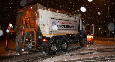 Kayseri Talas'ta kar seferberliği başladı