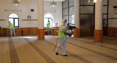 Kayseri Talas'ta ramazan öncesi camilerde temizlik mesaisi