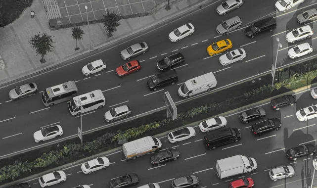Kent içi trafik alarm veriyor! Yoğunluğu hafifletmek mümkün mü?