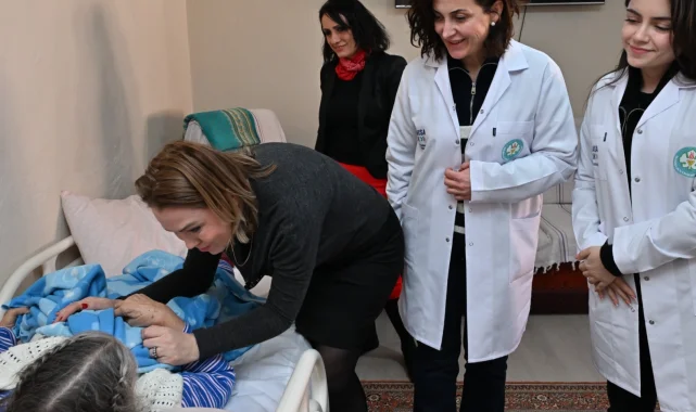 Manisa'da Başkan eşinden huzurlu ziyaret