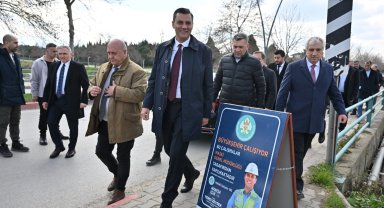 Manisa'da Başkan Zeyrek, Irlamaz Vadisi'nde incelemelerde bulundu