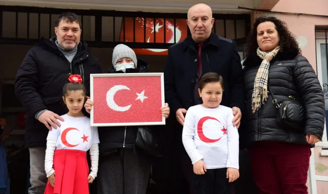 Manisa'da şehit Mehmet Savunmaz adını taşıyan okulda anıldı
