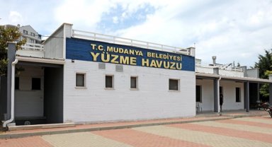 Mudanya'da üç kez açılan havuz yatırımı alay konusu oldu!