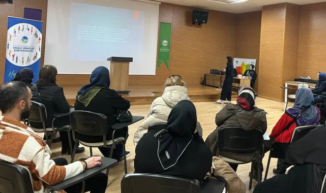 Sakarya SGM'de özel bireylerde ergenlik süreci anlatıldı