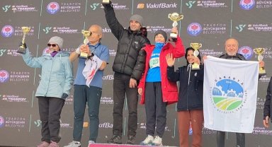 Sakaryalı sporcular Trabzon'dan dereceyle döndü