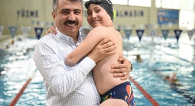 Tek kulaçla 'şampiyonluk' yolunda