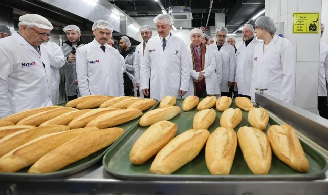 Türkiye'nin en büyük afet mutfağı hizmete alındı: Günde 22 bin ekmek üretebiliyor