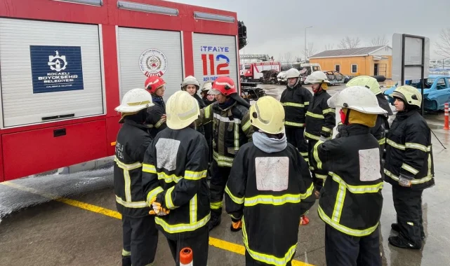 YÜDAK'a gönüllü itfaiyecilik eğitimi