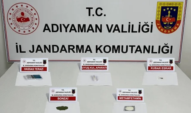 Adıyaman'da zehir tacirlerine 12 gözaltı!