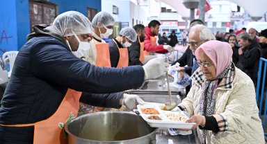Antalya Muratpaşa Ramazan'ın son iftarlarını planladı