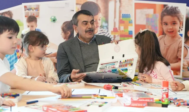 Bakan Tekin'den 'Külliyede Ramazan' ziyareti