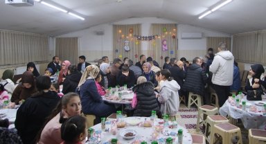 Başkan Altay Ve Başkan Kılca teravih namazında vatandaşlarla buluştu