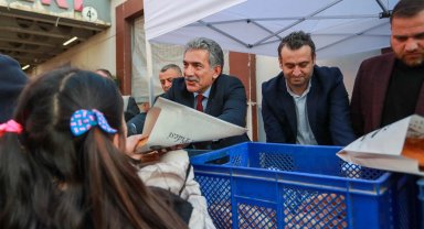 Bursa Gemlik'te iftarlık pideler belediyeden