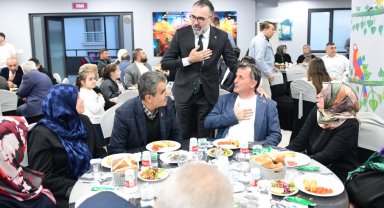 Bursa Kestel Belediyesi muhtarlarla buluştu