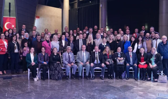Bursa Osmangazi'de Başkan Aydın muhtarlar ve meclis üyeleriyle buluştu