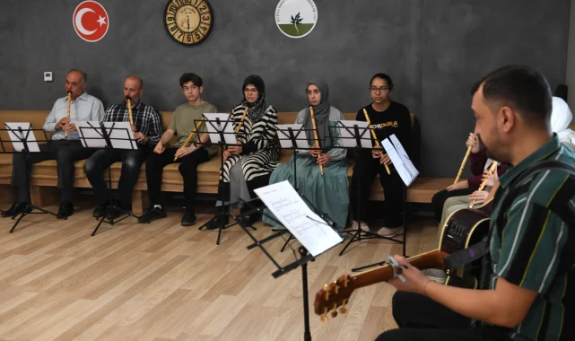 Bursa Osmangazi'de öğrencilerden Çanakkale türküsü