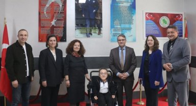 Bursa Yıldırım'da lise öğrencisinin akülü araç sevinci