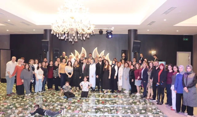 Bursa'da 500 sağlıkçı iftarda buluştu