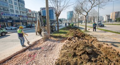 Bursa'da Ata Bulvarı'nı rahatlatacak dokunuş