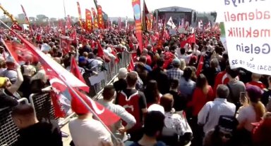 CHP, Maltepe'de özgürlük mitingi gerçekleştiriyor