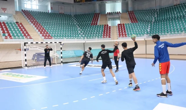 DBB Hentbol Takımı 1. Lig'de çıtasını yükseltmeyi hedefliyor