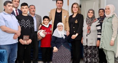 Dört kuşak tek sofrada: Aile Yılı'nda anlamlı buluşma